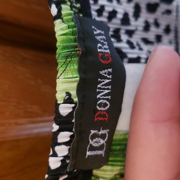 Small spaghetti strap shirt - Picture 2 of 2